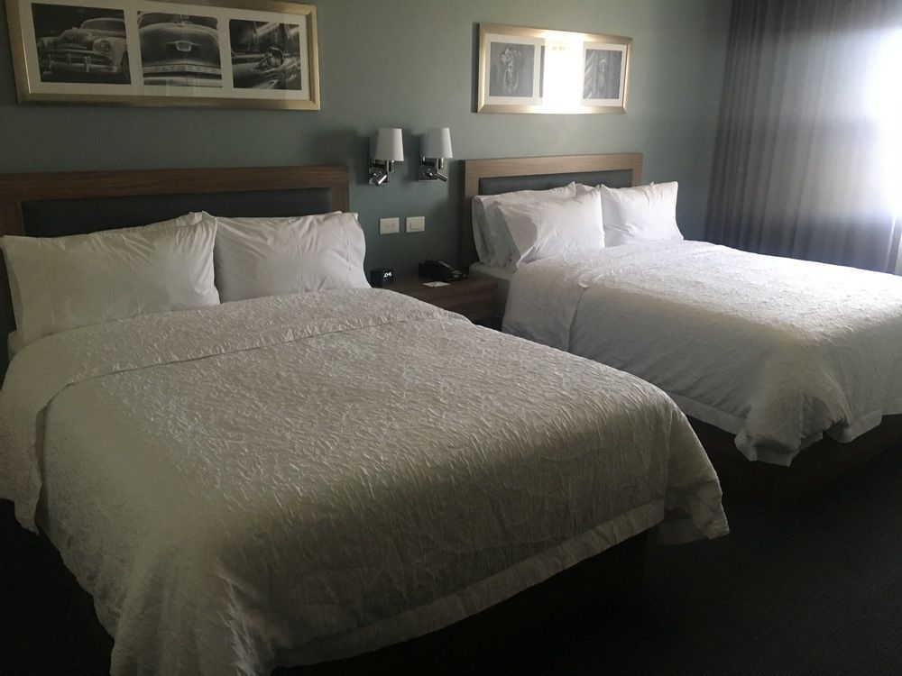Hampton Inn & Suites By Hilton Salamanca Bajio Extérieur photo